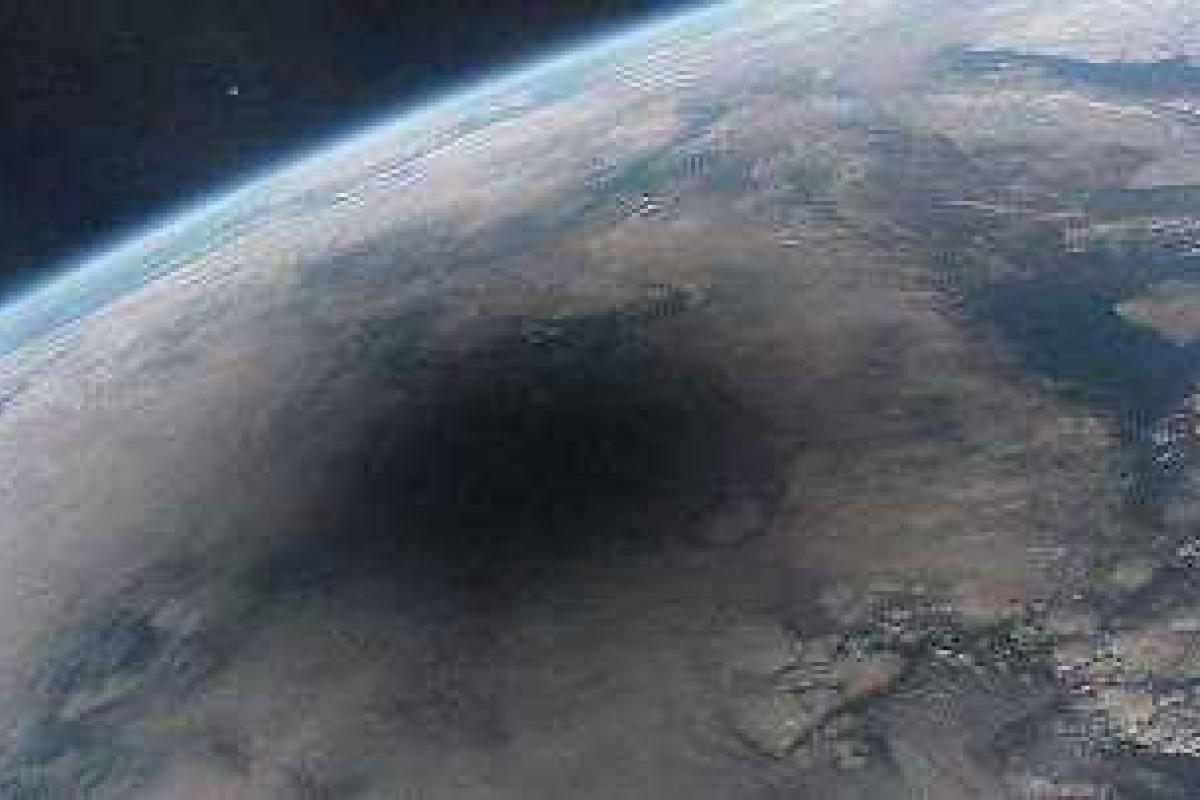 Озоновая дыра над Антарктидой стала меньше Озоновая дыра над Антарктидой стала меньше