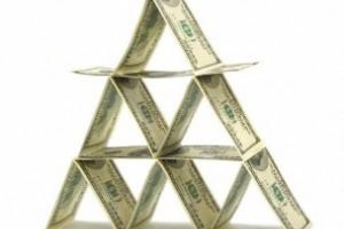 Золотая лихорадка финансовых пирамид в Украине Золотая лихорадка финансовых пирамид в Украине