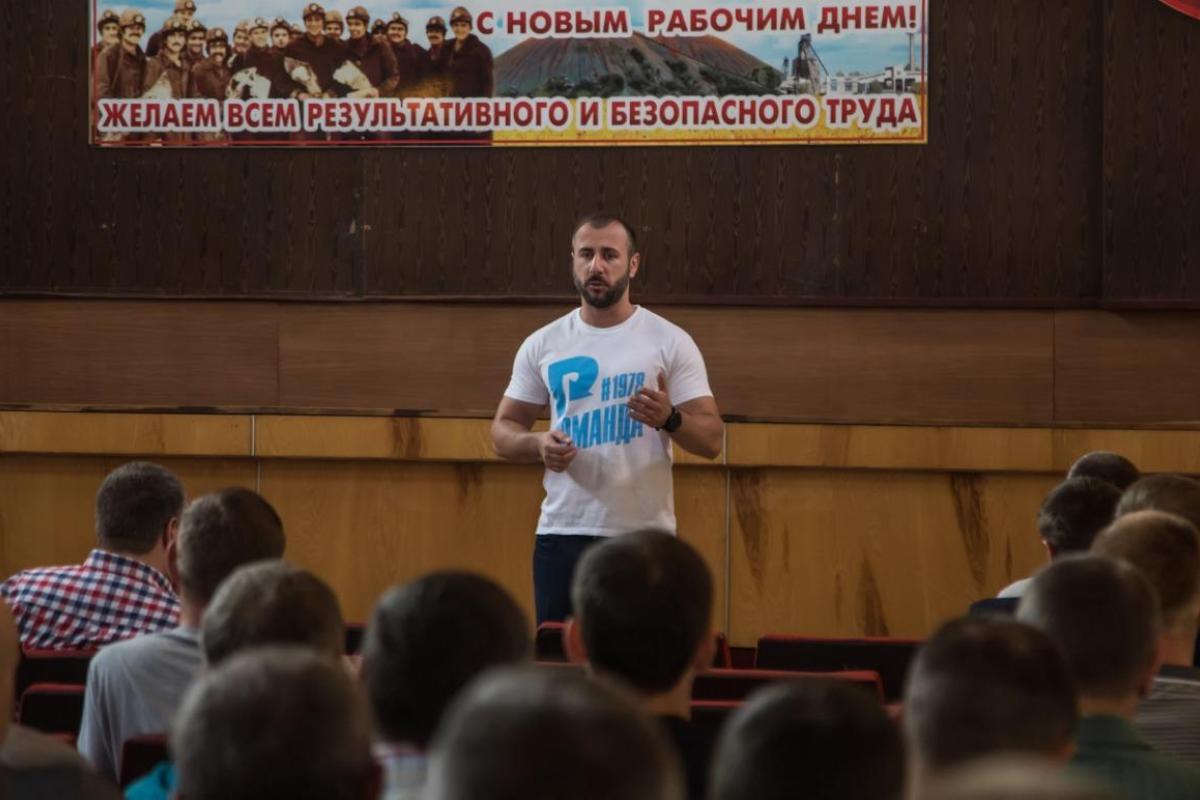 Сергей Рыбалка рассказал, как спасти угольную промышленность Луганщины Сергей Рыбалка рассказал, как спасти угольную промышленность Луганщины