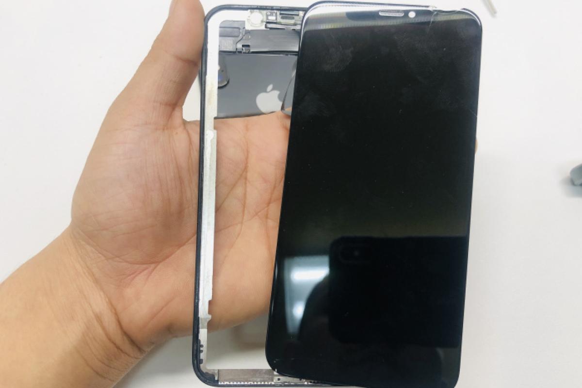 Как защитить экран IPhone