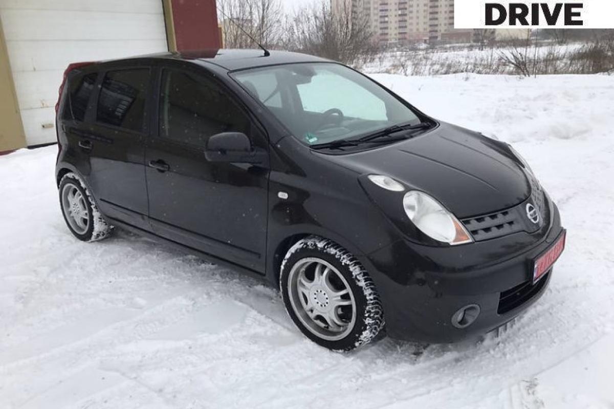 Мнение экспертов о Nissan Note после пробега в 10000 км Мнение экспертов о Nissan Note после пробега в 10000 км