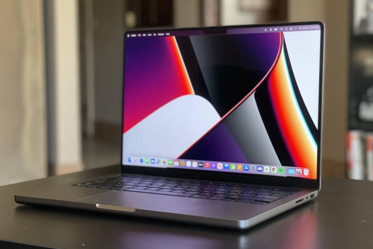 MacBook Pro 14 оптимален для работы с фото- и видеоконтентом MacBook Pro 14 оптимален для работы с фото- и видеоконтентом
