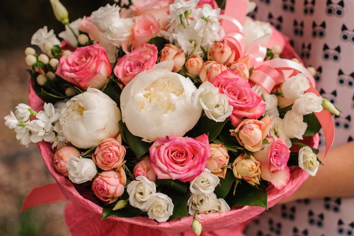 Flowers.ua – сервис доставки цветов и подарков по всей Украине Flowers.ua – сервис доставки цветов и подарков по всей Украине