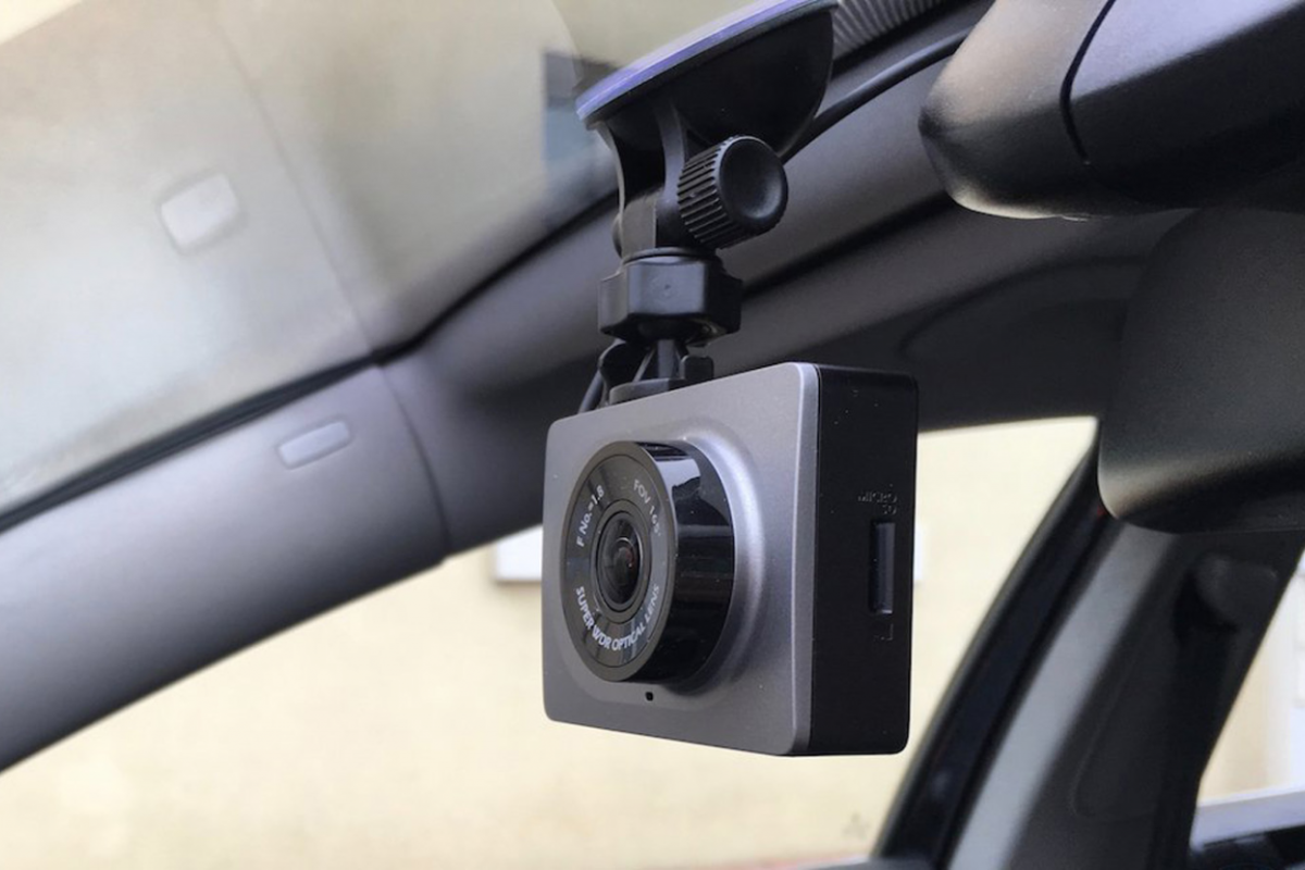Особливості вибору автомобільного відеореєстратора Особливості вибору автомобільного відеореєстратора
