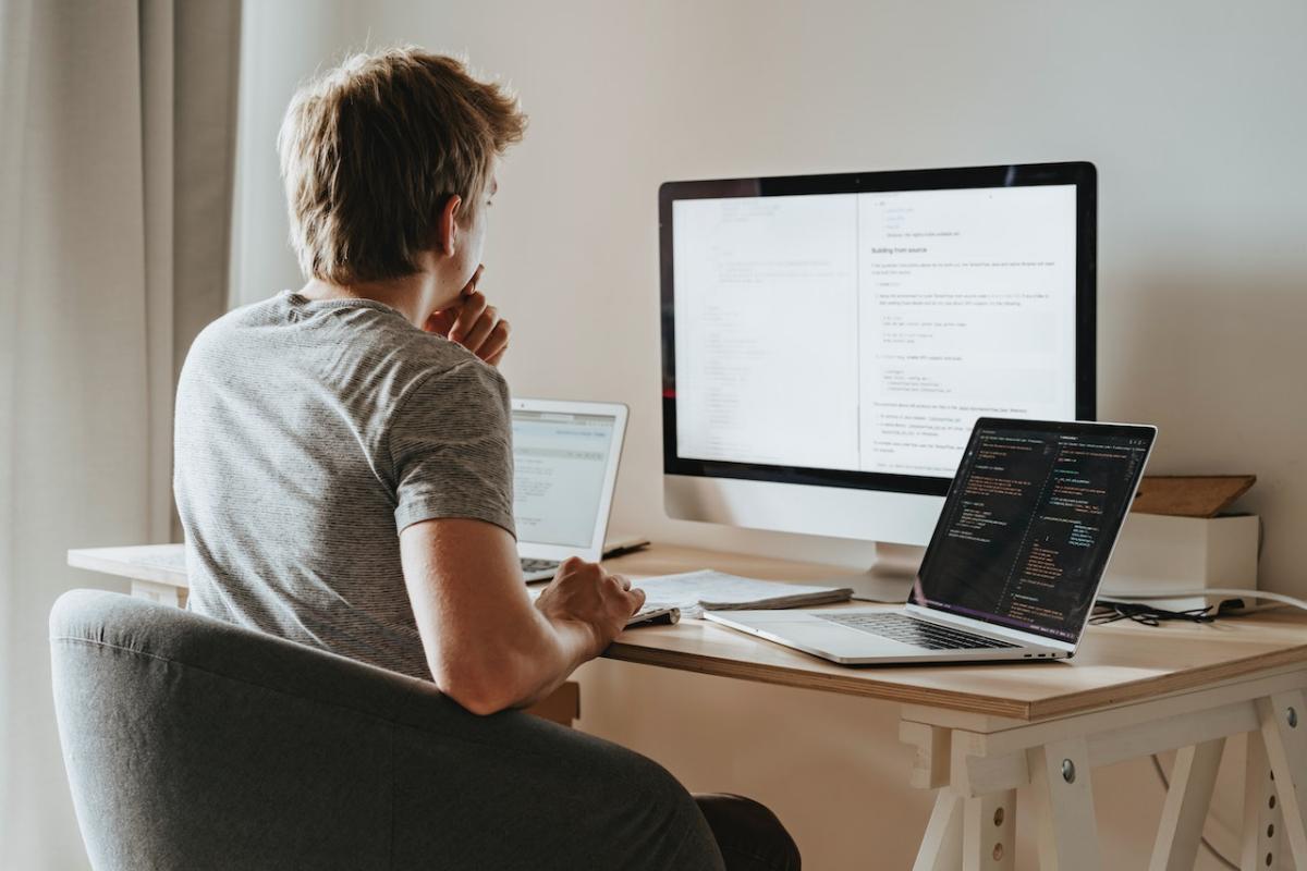Изучаем Python: Основные советы и подсказки. А также почему Python является идеальным языком для начинающих