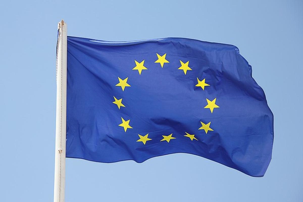 Де купити прапор ЄС? flag.ua – якісні символи європейської єдності Де купити прапор ЄС? flag.ua – якісні символи європейської єдності