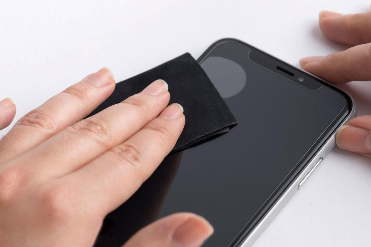 Чому варто оснастити смартфон Xiaomi захисним склом? Чому варто оснастити смартфон Xiaomi захисним склом?