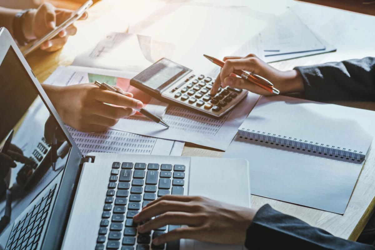 Дізнайтеся, як зекономити на бухгалтері та забути про штрафи назавжди