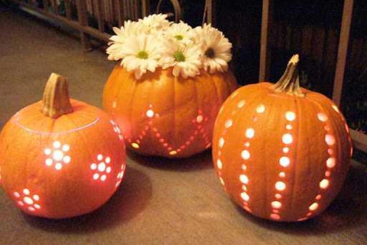 Фонари и вазы из тыквы Фонари и вазы из тыквы