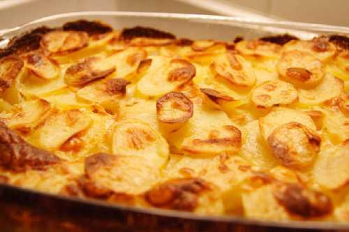 Запеченный картофель с сыром Запеченный картофель с сыром