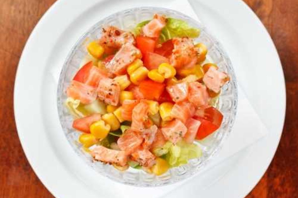 Салат из кукурузы с беконом Салат из кукурузы с беконом