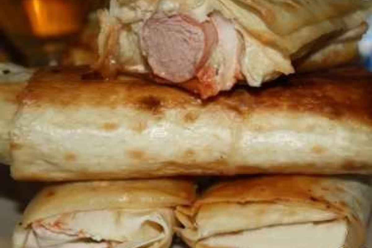 Сосиски в лаваше