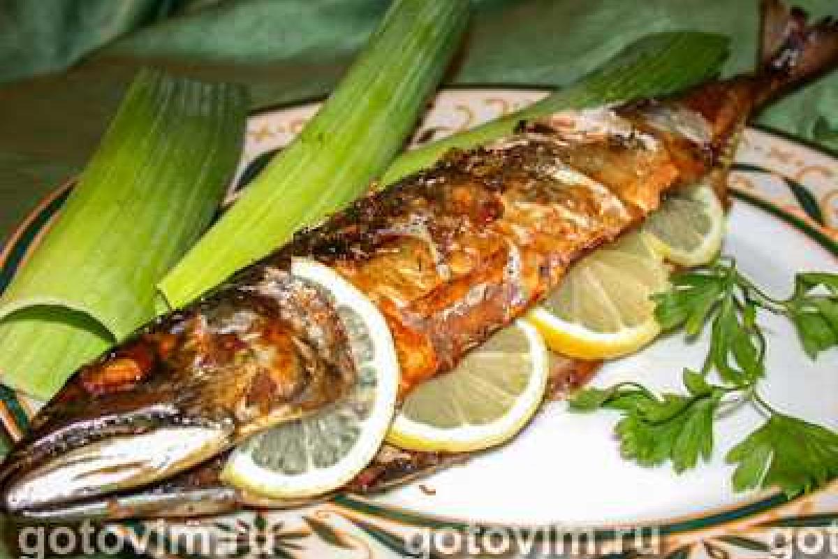 Скумбрия с травами и лимоном, запеченная в фольге Скумбрия с травами и лимоном, запеченная в фольге