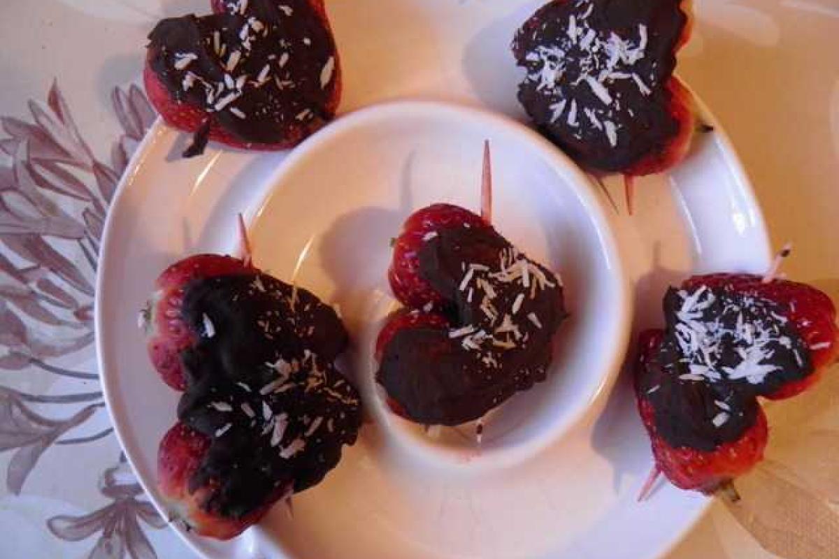 Клубничные сердца Клубничные сердца