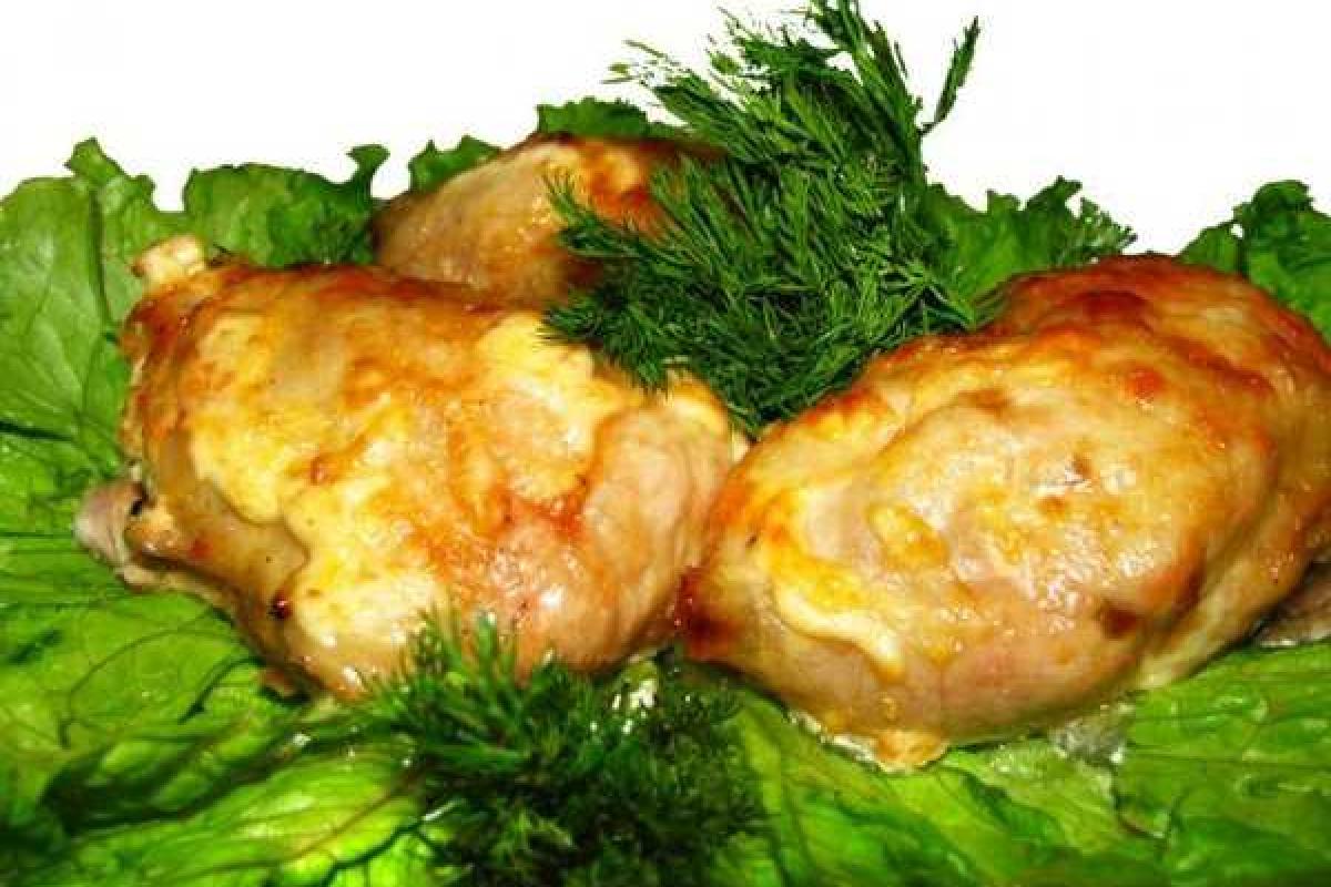 Новогодний стол: куриные грудки, фаршированные ананасами Новогодний стол: куриные грудки, фаршированные ананасами
