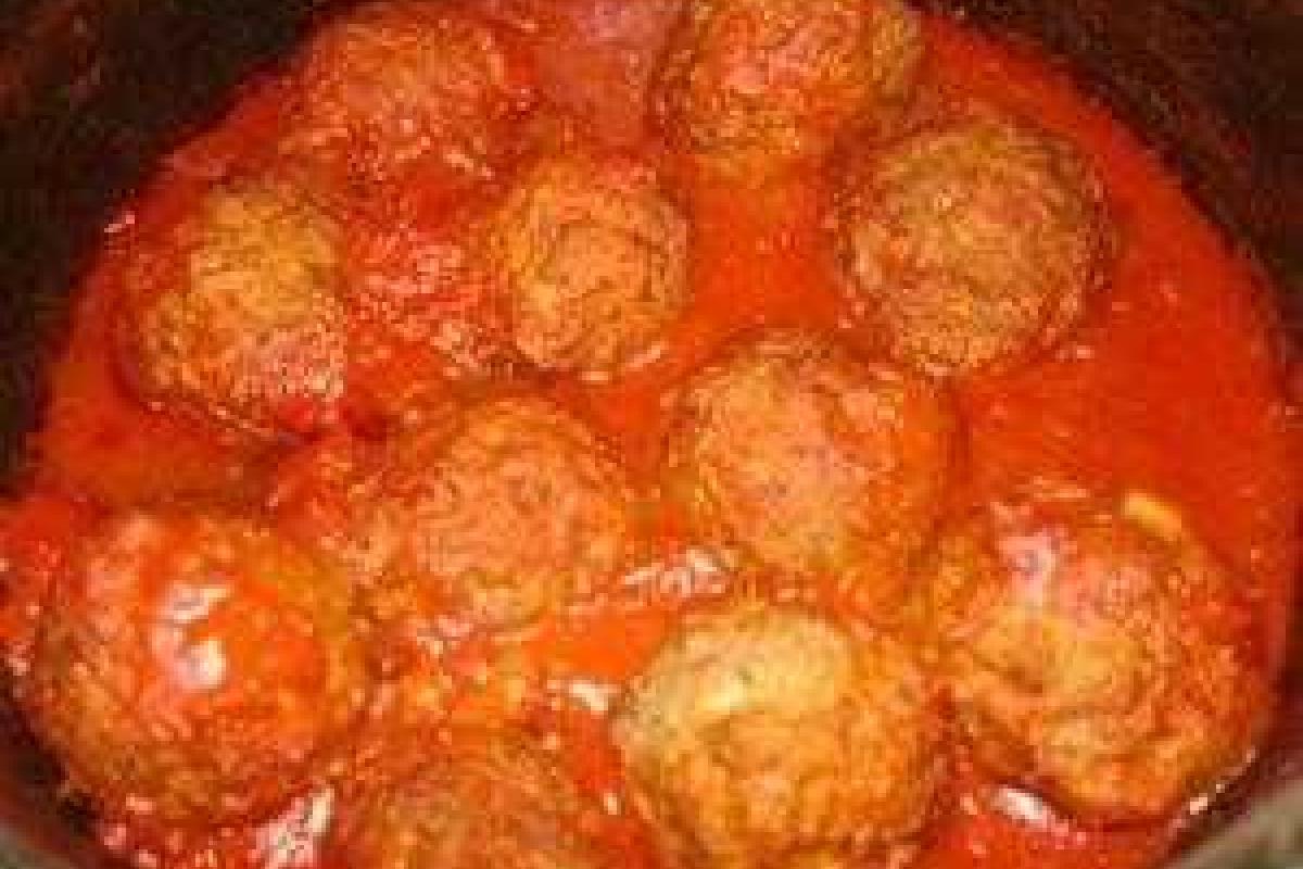 Новогодний стол: мясные шарики по-мароккански