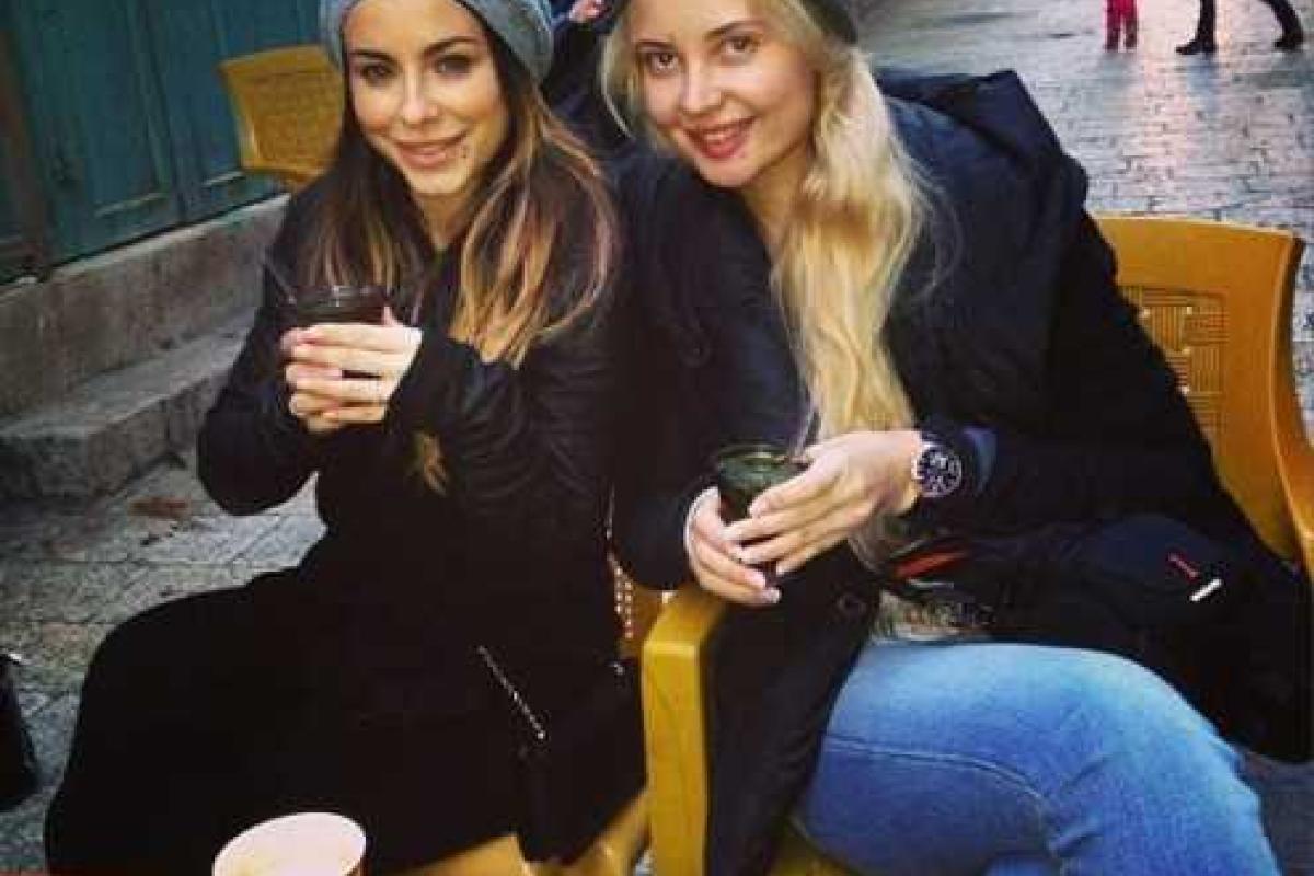 Ани Лорак отправилась с мужем в Израиль