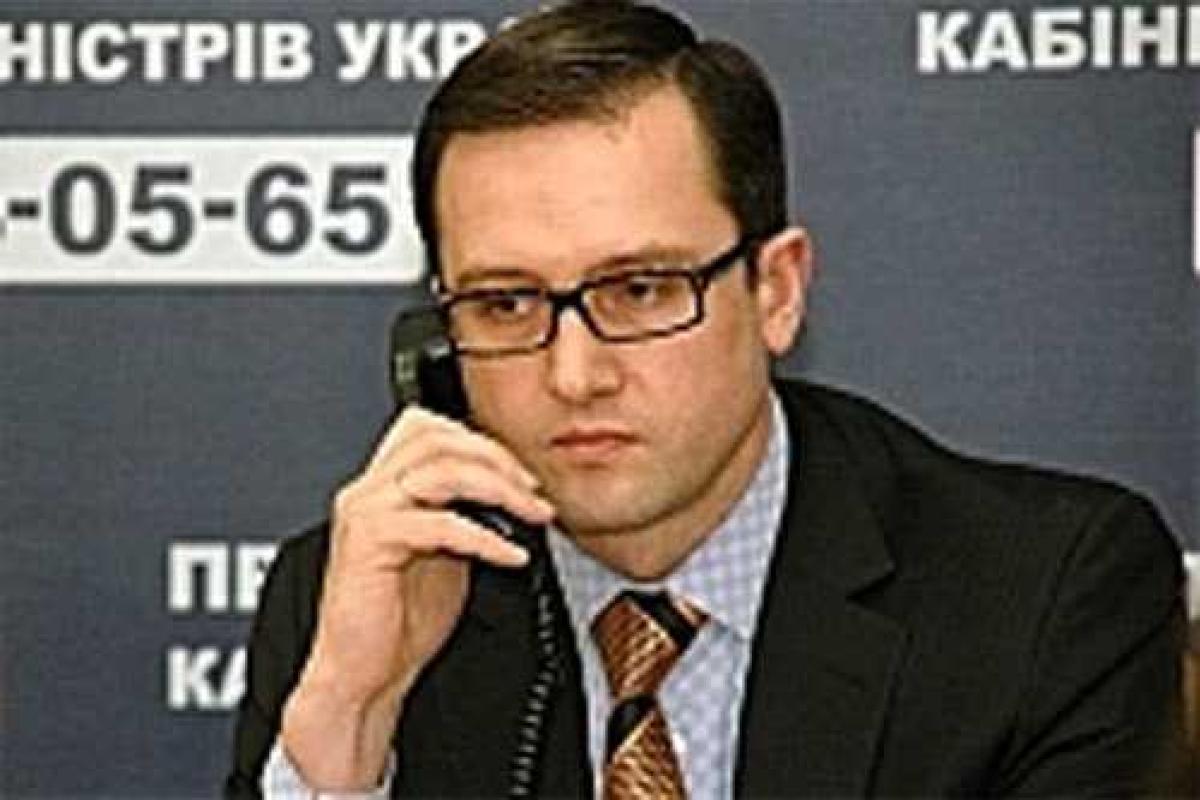 Правительству было выгодно принять госбюджет без рассмотрения по полной процедуре - Уманский Правительству было выгодно принять госбюджет без рассмотрения по полной процедуре - Уманский