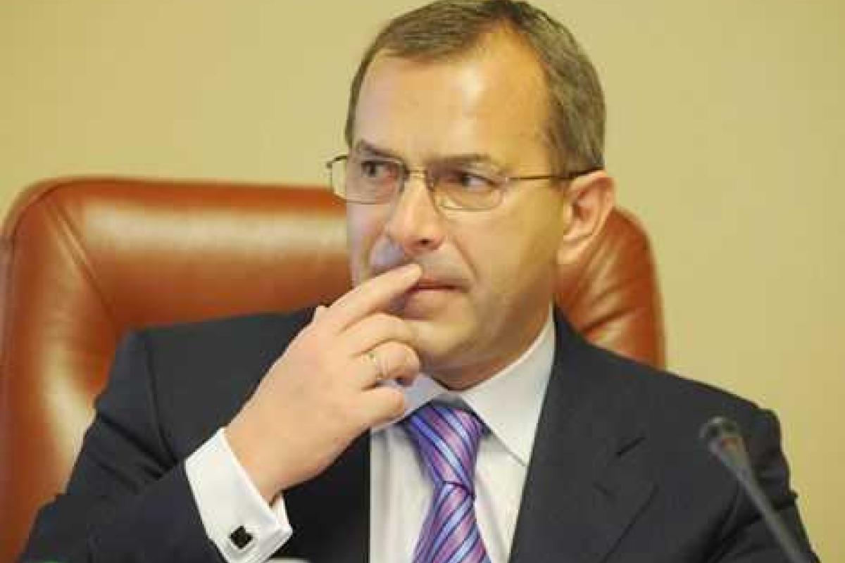 Янукович поручил Клюеву разобраться с ситуацией в Украине Янукович поручил Клюеву разобраться с ситуацией в Украине