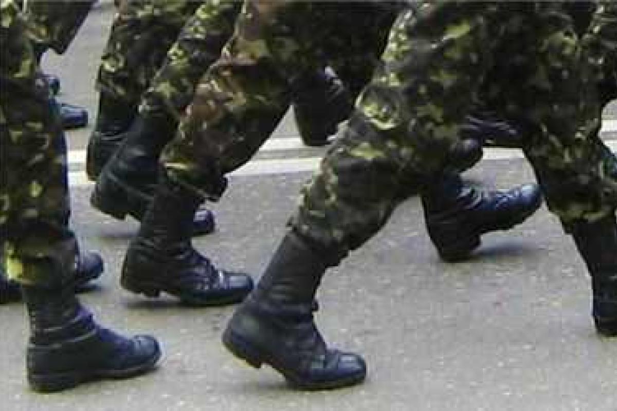 Под Киевом погиб солдат-контрактник, в убийстве подозревают капитана Под Киевом погиб солдат-контрактник, в убийстве подозревают капитана