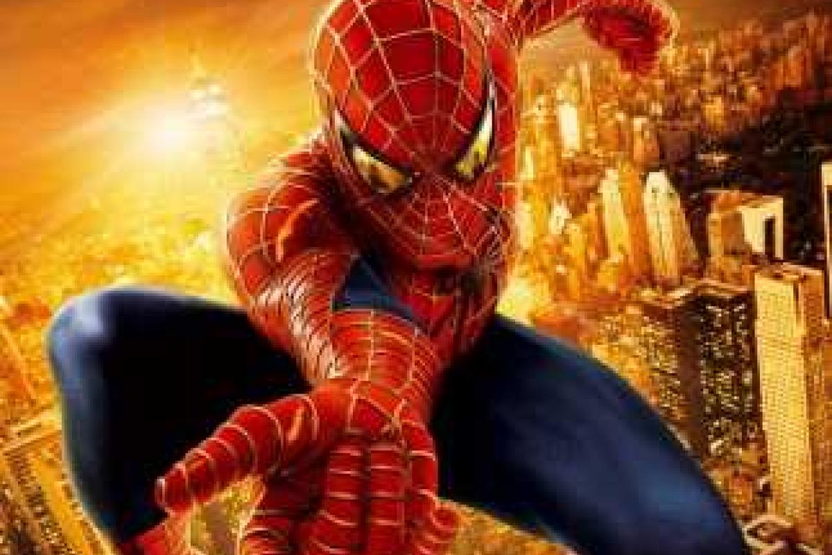 Создатель костюма Человека-паука выпал с балкона в Брюсселе Создатель костюма Человека-паука выпал с балкона в Брюсселе