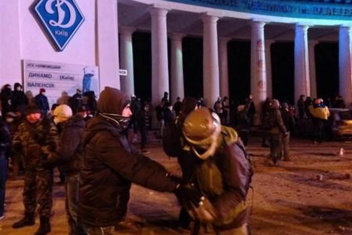 «Валенсия» подала запрос в УЕФА относительно матча против «Динамо» в Киеве «Валенсия» подала запрос в УЕФА относительно матча против «Динамо» в Киеве