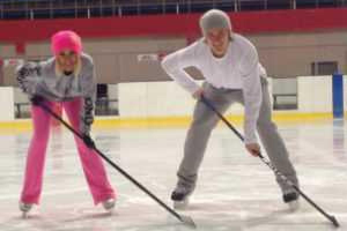 Лера Кудрявцева увлеклась хоккеем Лера Кудрявцева увлеклась хоккеем