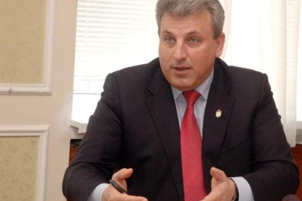 Мэр Сум призывает Президента отменить законы 16 января