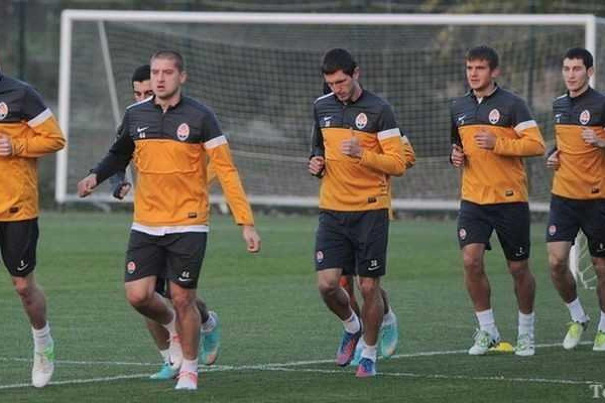 "Шахтер" полным составом приехал в больницу