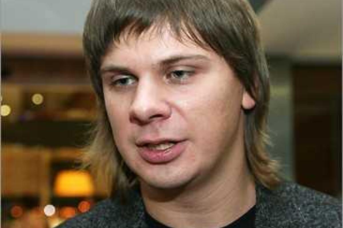 Ведущего программы "Мир наизнанку" Диму Комарова чуть не съели людоеды Ведущего программы "Мир наизнанку" Диму Комарова чуть не съели людоеды