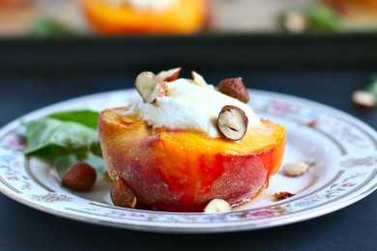 Персики запеченные с сыром