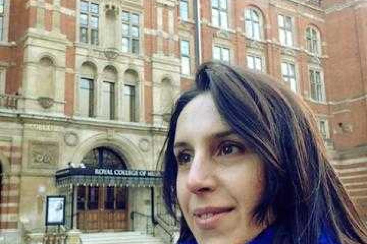 Джамала наслаждается культурой Англии Джамала наслаждается культурой Англии