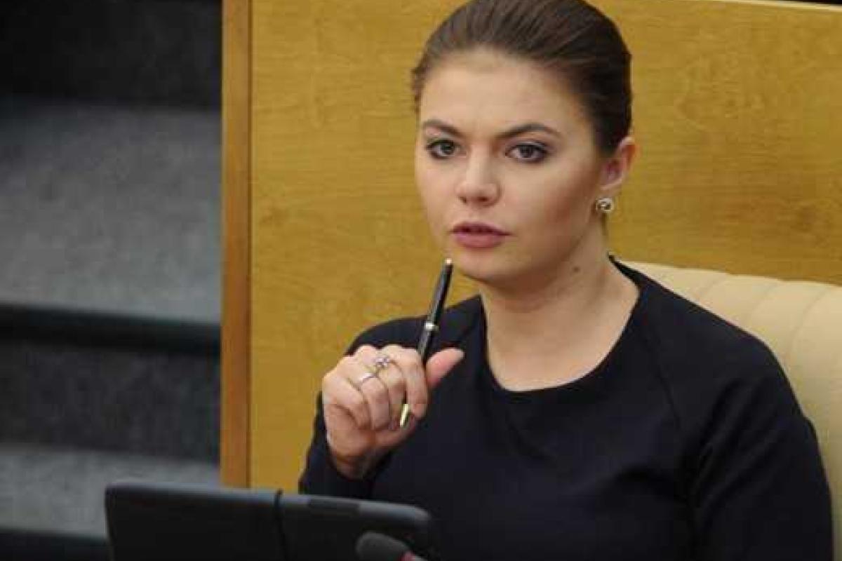 Кабаева попросила не лезть в её личную жизнь Кабаева попросила не лезть в её личную жизнь