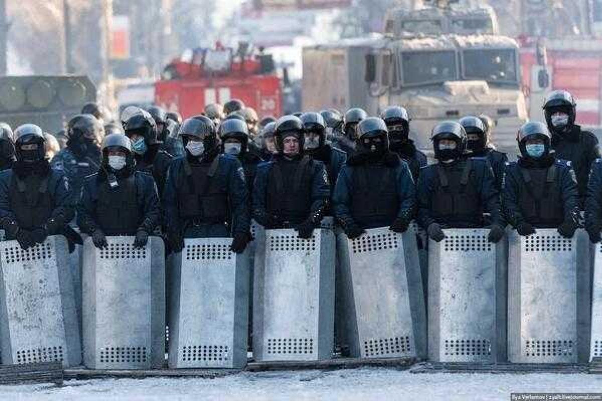 «Мир» по Януковичу «Мир» по Януковичу