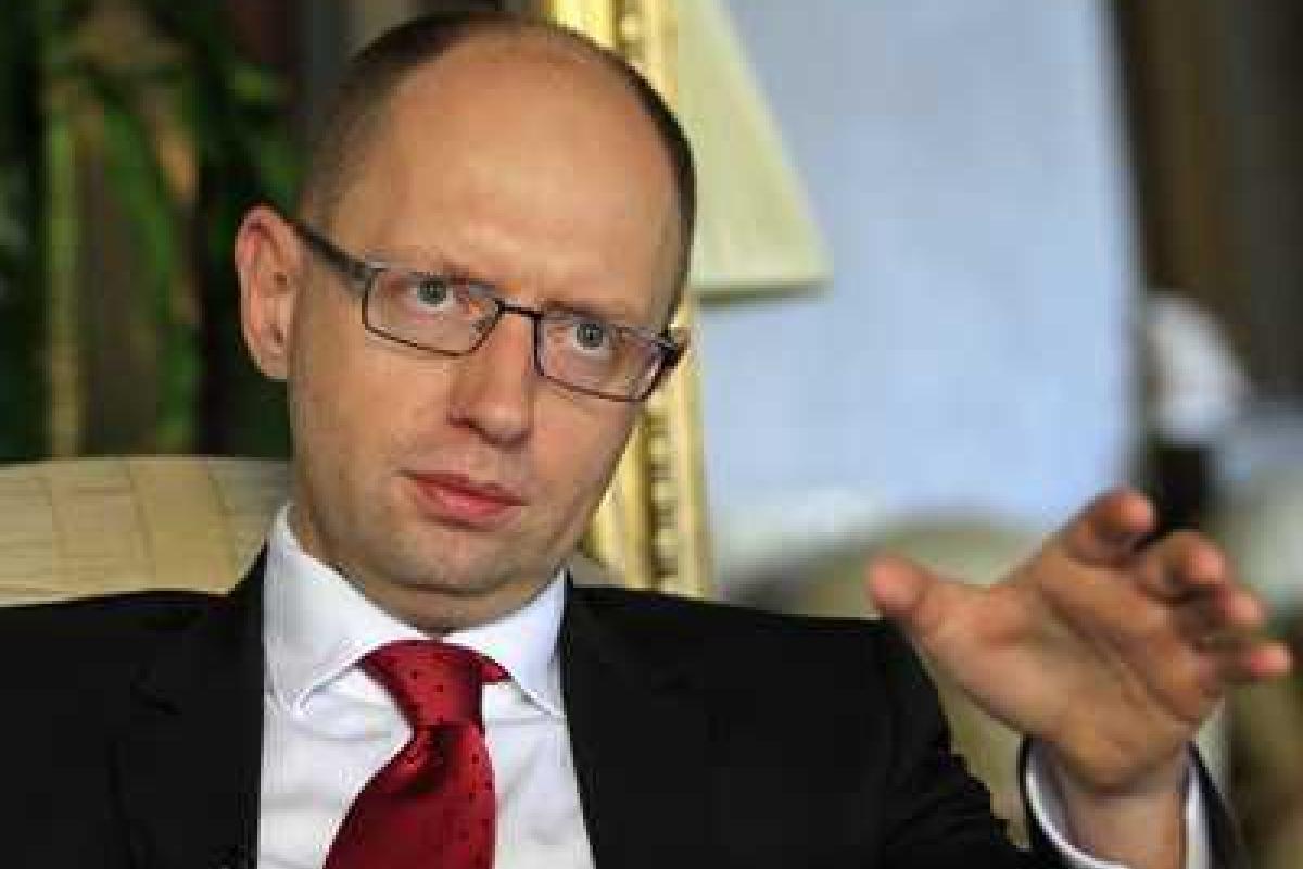 Яценюк озвучил четыре условия для урегулирования кризиса в Украине Яценюк озвучил четыре условия для урегулирования кризиса в Украине