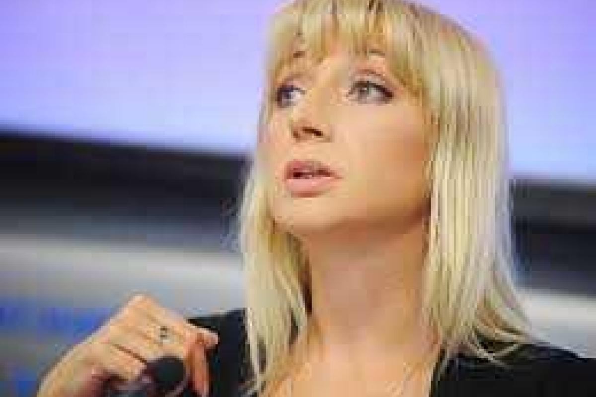 Кристине Орбакайте горько видеть боль Украины Кристине Орбакайте горько видеть боль Украины