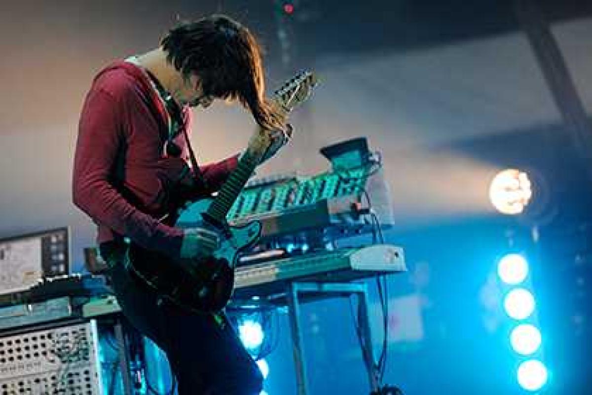 Гитарист Radiohead вновь поработает с режиссером «Нефти» и «Мастера» Гитарист Radiohead вновь поработает с режиссером «Нефти» и «Мастера»
