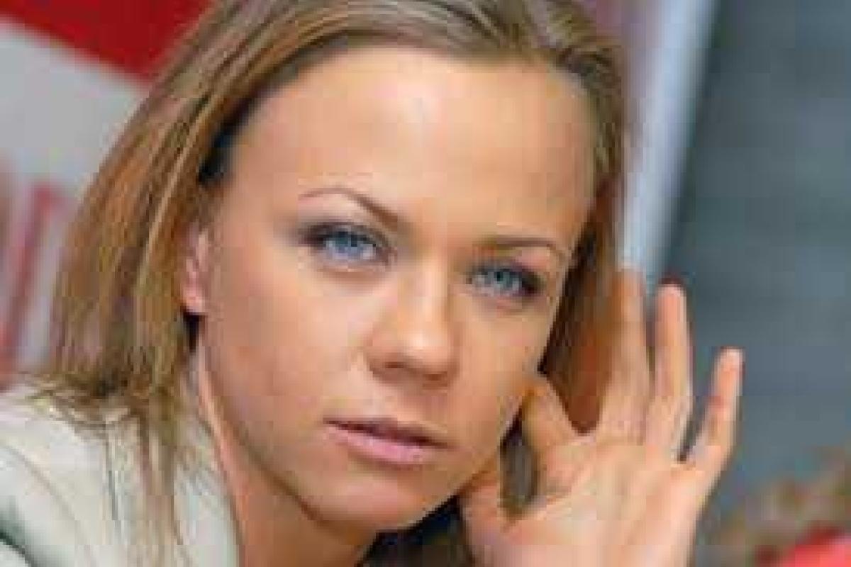 Лена Перова опровергла информацию о самоубийстве Лена Перова опровергла информацию о самоубийстве
