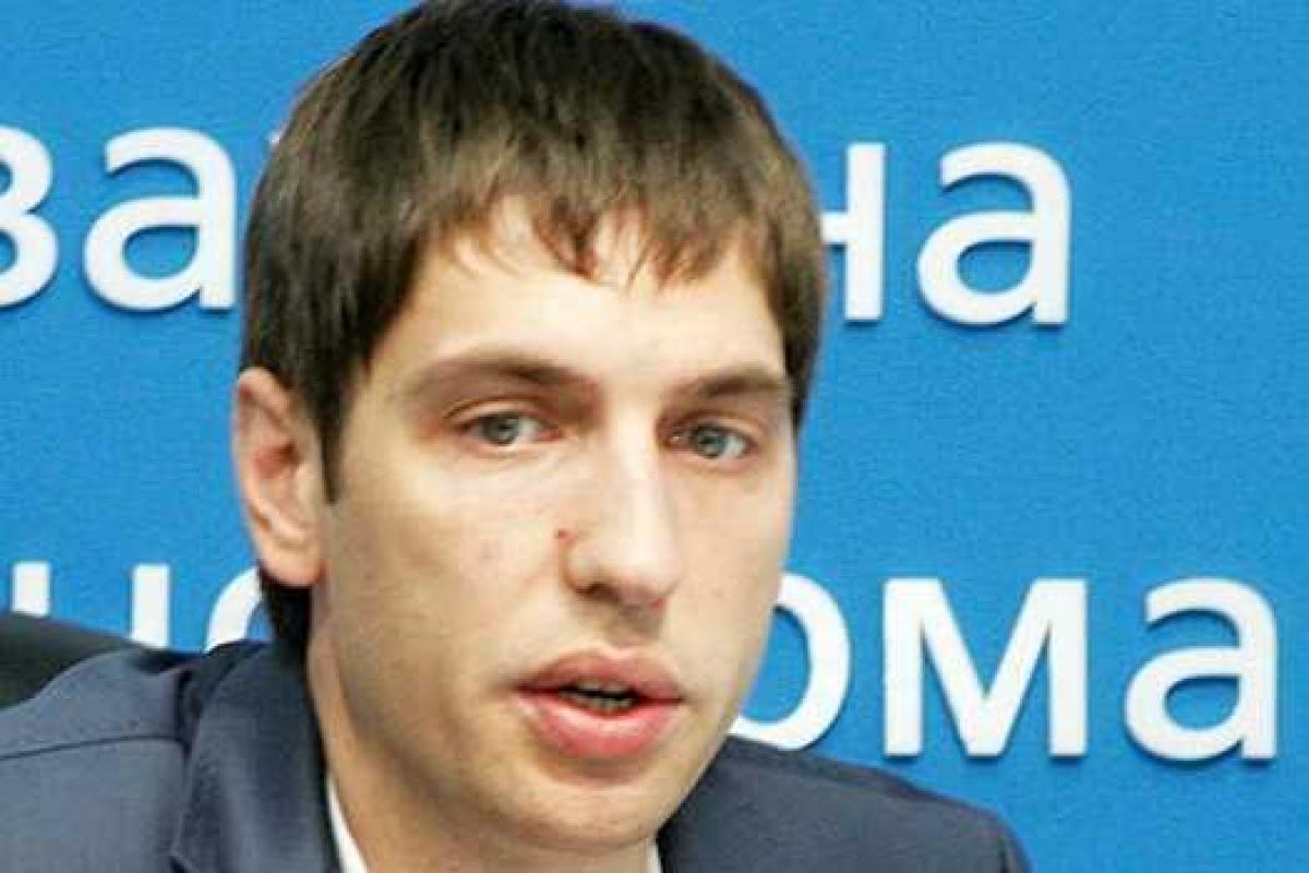 Власть должна принять более решительные действия в Крыму для прекращения агрессии России - Гинка Власть должна принять более решительные действия в Крыму для прекращения агрессии России - Гинка