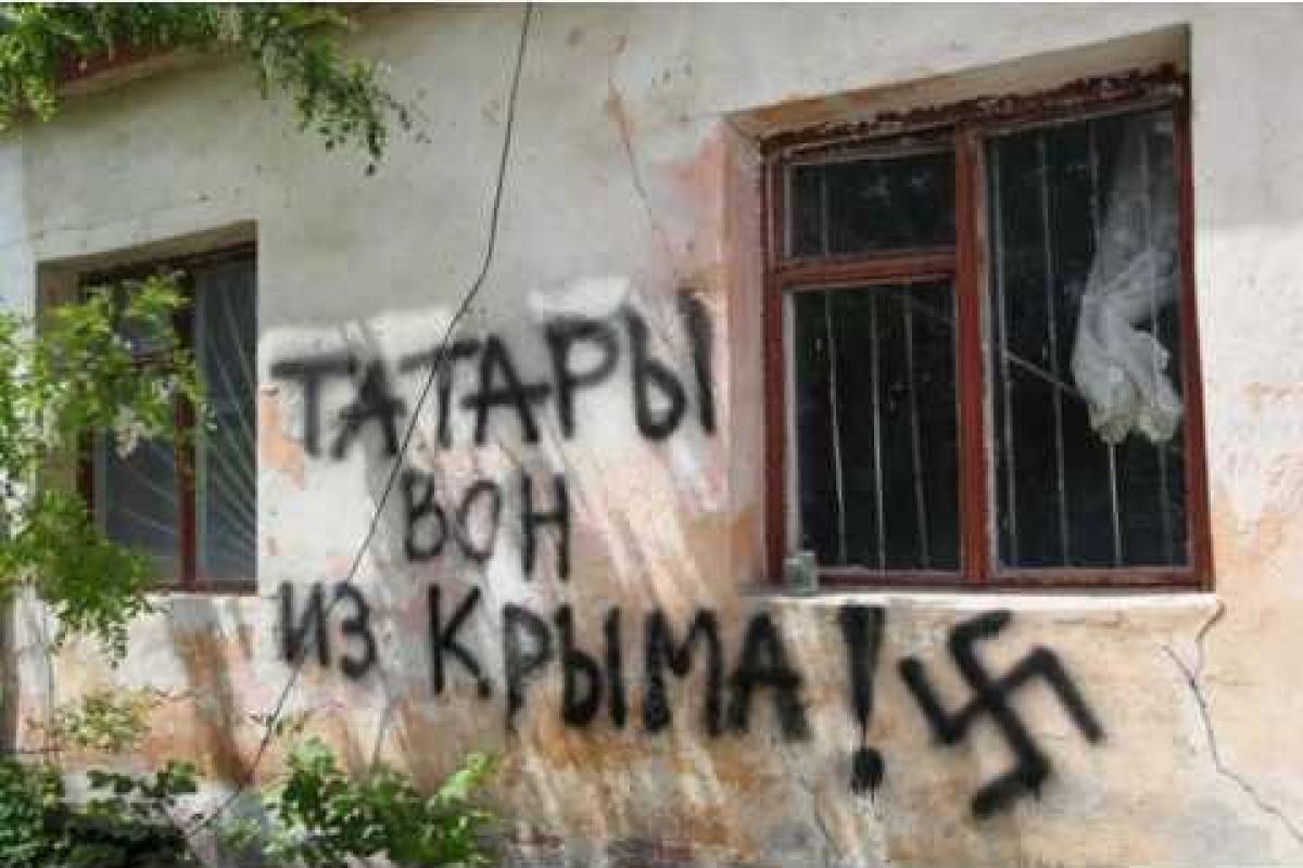 Крымчане без прописки должны покинуть полуостров в течение месяца