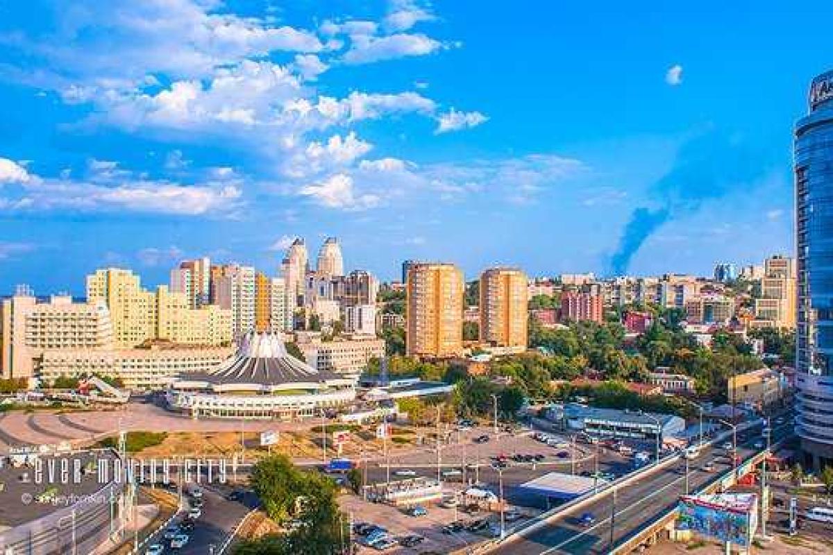Днепропетровск готов принять семьи военных из Крыма Днепропетровск готов принять семьи военных из Крыма