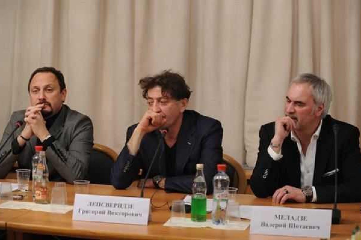 В России устроили травлю Лепса, Меладзе и Михайлова, якобы поддержавших Украину В России устроили травлю Лепса, Меладзе и Михайлова, якобы поддержавших Украину