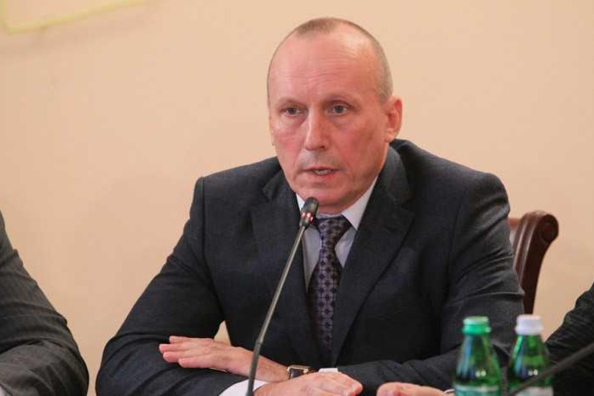 Экс-директор Лисичанского НПЗ, человек Бойко и Фирташа, может получить звезду Героя России? Экс-директор Лисичанского НПЗ, человек Бойко и Фирташа, может получить звезду Героя России?