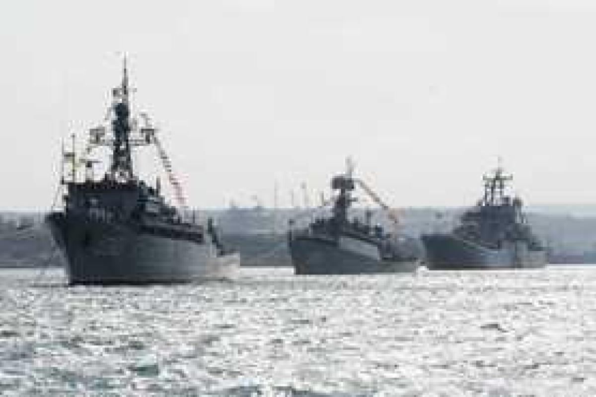 Три президента Украины потребовали разорвать Харьковские соглашения с Россией Три президента Украины потребовали разорвать Харьковские соглашения с Россией
