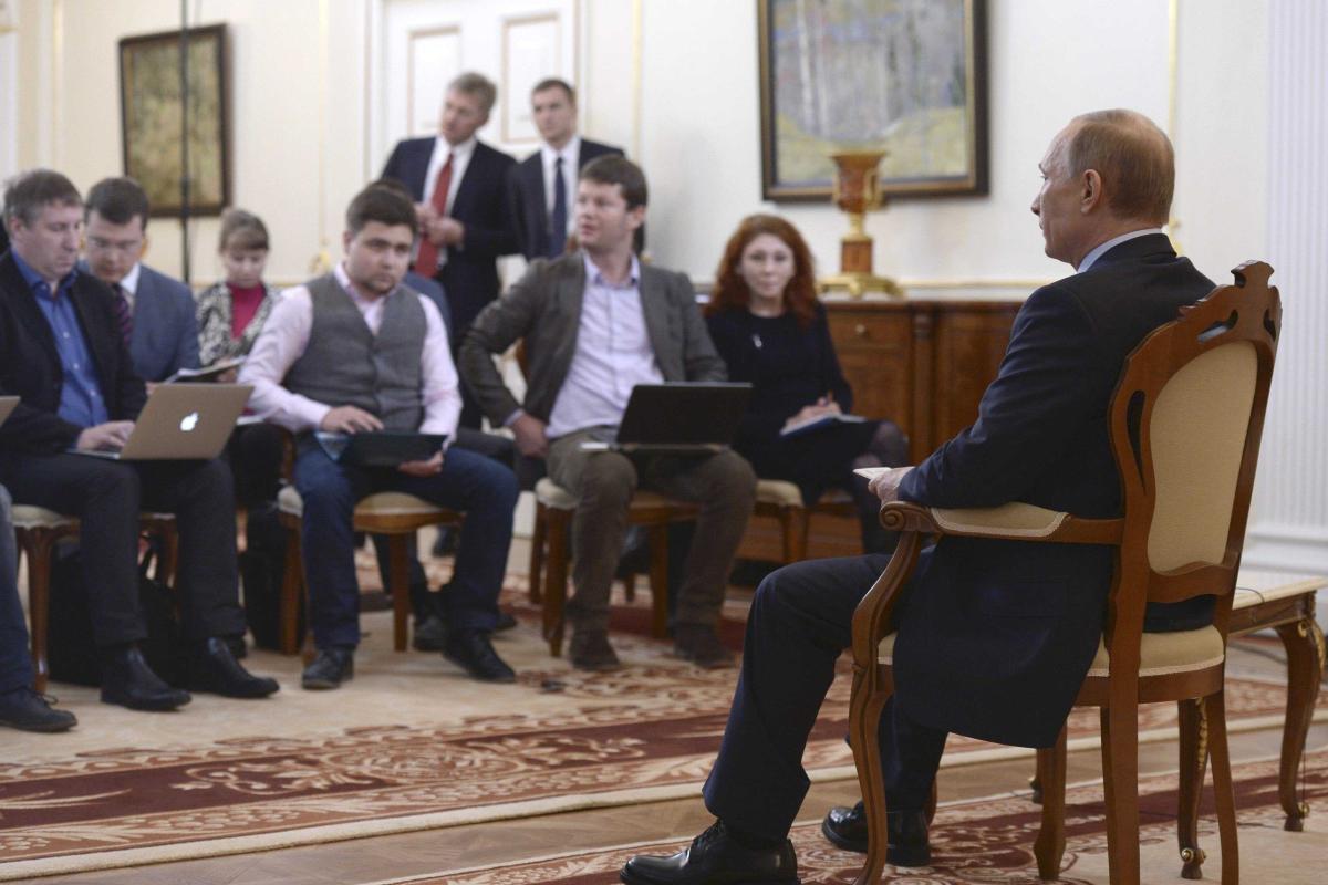 The Guardian: Пять выдумок президента России The Guardian: Пять выдумок президента России