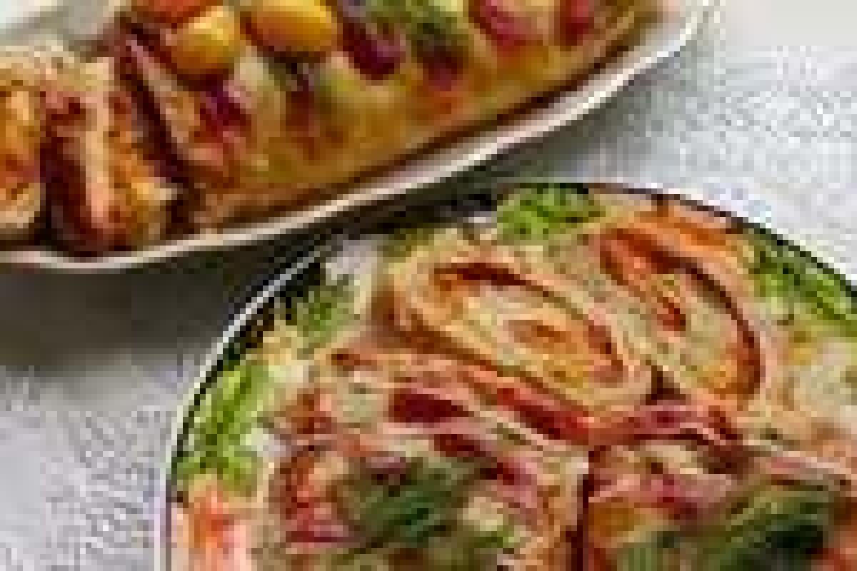Рулет из куриной грудки с начинкой Рулет из куриной грудки с начинкой