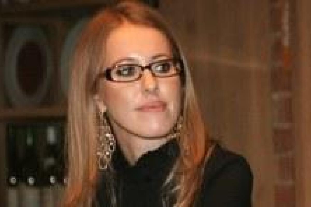 "Аморальной" Ксении Собчак не разрешили приехать в Тюмень "Аморальной" Ксении Собчак не разрешили приехать в Тюмень