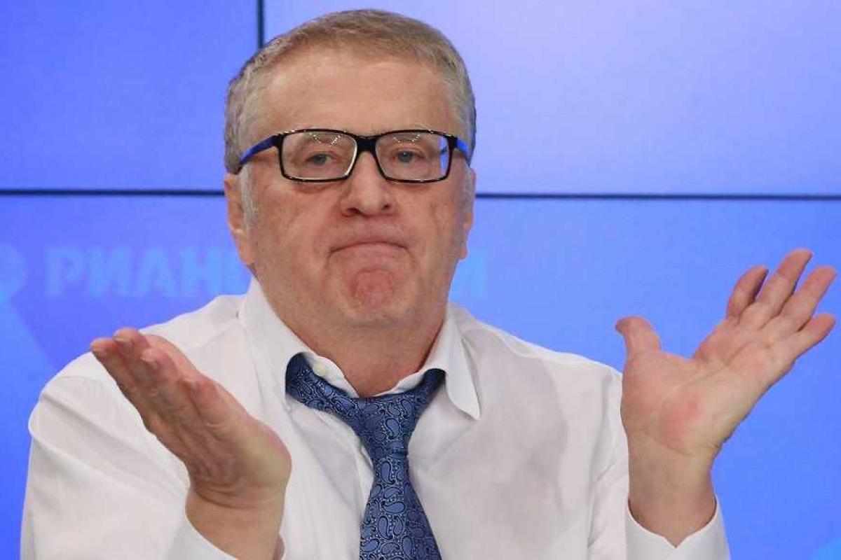 Из русского алфавита нужно убрать букву "ы" - Жириновский Из русского алфавита нужно убрать букву "ы" - Жириновский