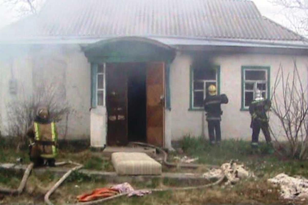 Жилой дом горел в Черкасской области Жилой дом горел в Черкасской области