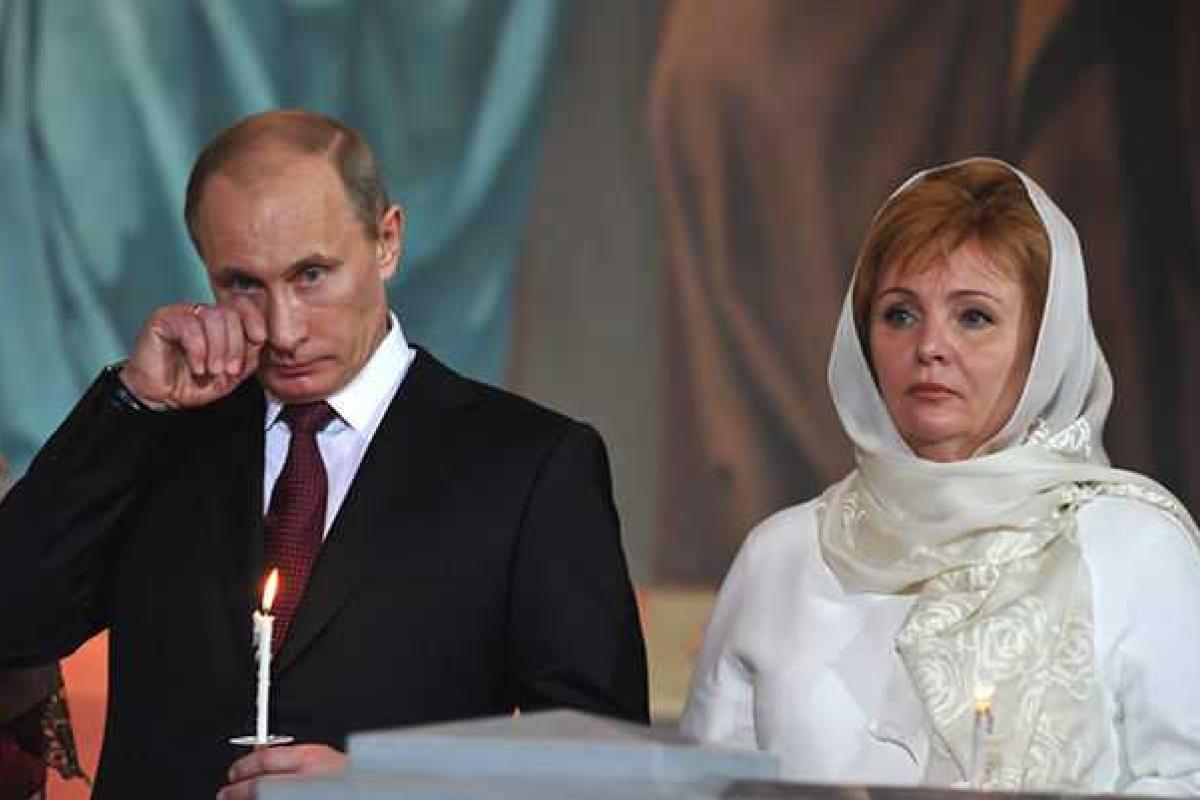 Кремль официально подтвердил развод Путина с женой